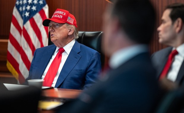 Jak Trump zareaguje na irański atak? Są medialne doniesienia 