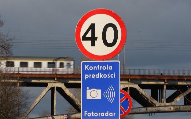 Jak ustawia się ograniczenia prędkości? / Fot: Stanisław Kowalczuk /East News