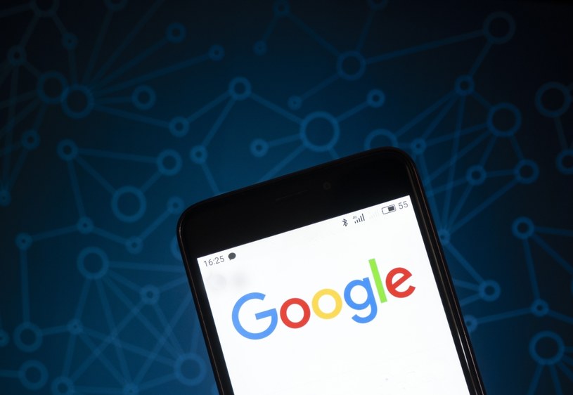 Jak usunąć konto Google z telefonu na stałe? /Igor Golovniov/ZUMAPRESS/picture alliance /Agencja FORUM