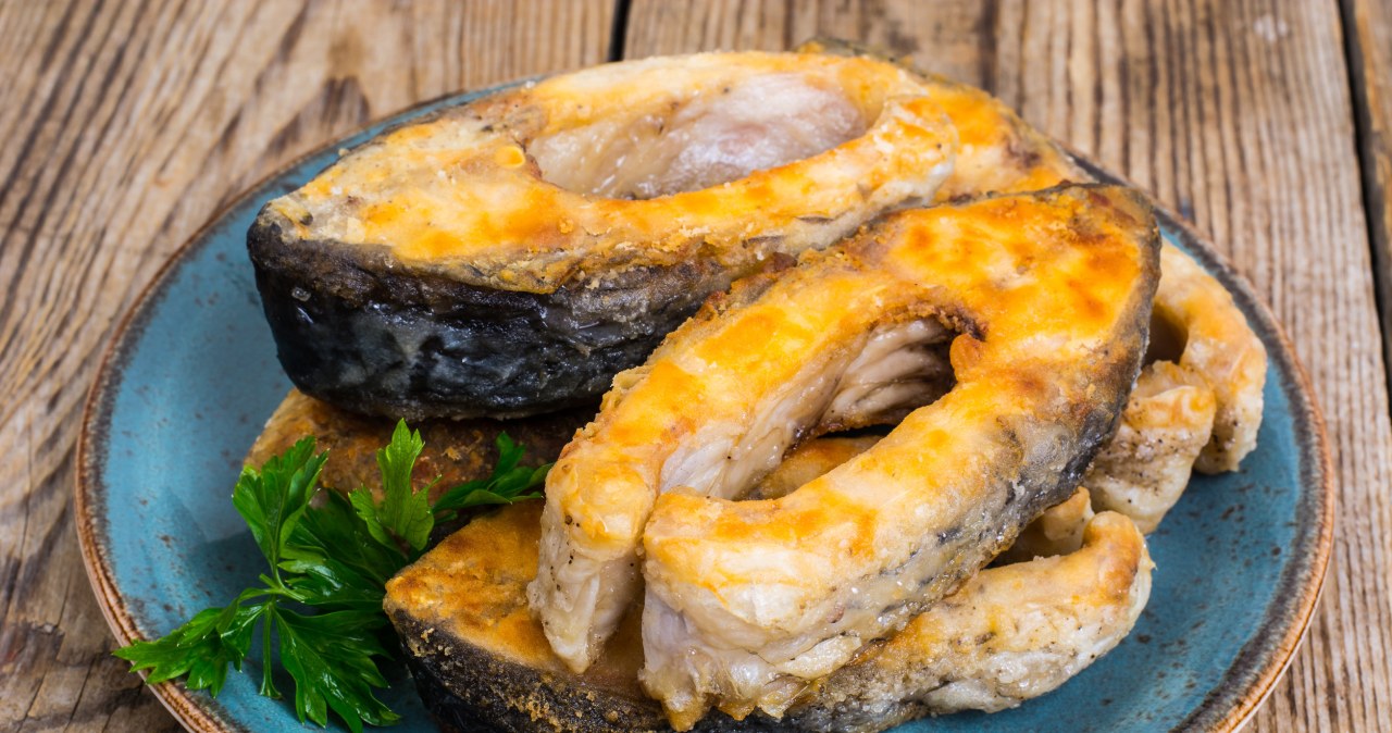 Jak usunąć zapach mułu z karpia? /artcookstudio /123RF/PICSEL