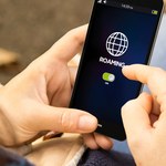 Jak włączyć roaming? Poradnik dla podróżujących za granicę