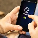 Jak włączyć roaming w telefonie? Bez tego nie ruszaj za granicę