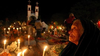 Jak wspomina się zmarłych w innych kulturach?  