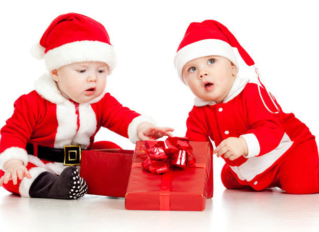Jak wybrać prezent dla dziecka? /123RF/PICSEL