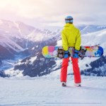 Jak wygląda sezon narciarski 2025/26 w Alpach? Nowe przepisy i porady oszczędnościowe