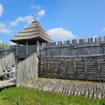 Jak wyglądało życie naszych przodków? Archeologiczna Majówka w Biskupinie