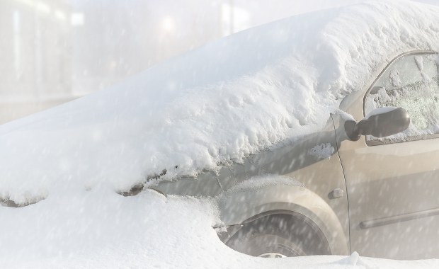 ​Jak wyjechać samochodem z zaspy? Mamy kilka wskazówek