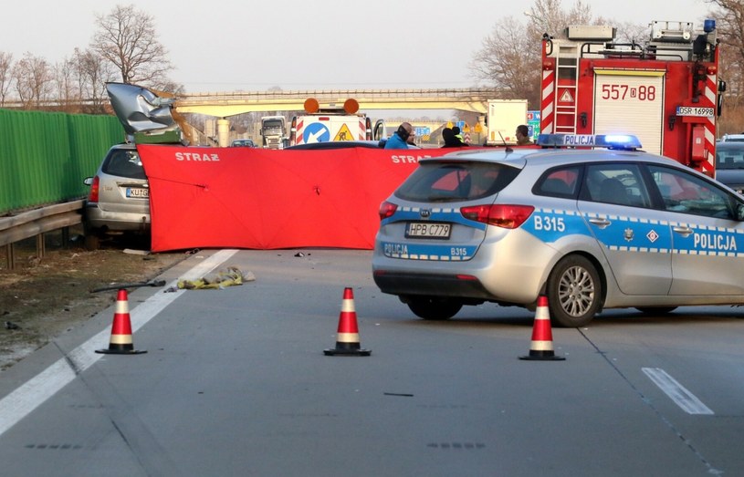 Jak zachować się na widok wypadku drogowego? /JAROSLAW JAKUBCZAK/POLSKA PRESS /East News