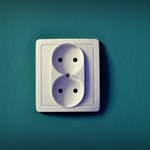 Jak zaoszczędzić na prądzie w domu? Mnóstwo porad, które zmniejszą rachunki