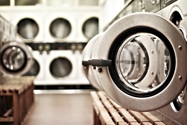 Jak zgodnie z prawem pozbyć się starej pralki? (Fot. Philip MacKenzie) /stock.xchng