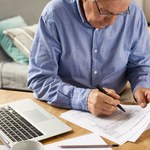 Jak złożyć wniosek o emeryturę? ZUS musi dostać komplet dokumentów