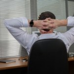 Jak zmniejszyć dolegliwości związane z pracą biurową?