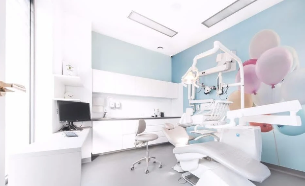 Jak znaleźć dobrego dentystę na Bielanach w Warszawie?