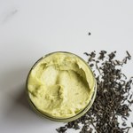 Jak zrobić balsam do twarzy i ciała z zieloną herbatą?