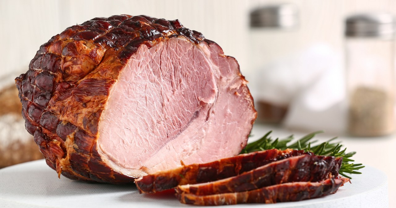 Jak zrobić domową szynkę? /serezniy /123RF/PICSEL