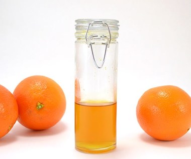 Jak zrobić naturalny olejek pomarańczowy?