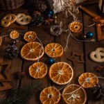 Jak zrobić ozdoby świąteczne? Pomysły na ekologiczną choinkę