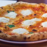 Jak zrobić pyszną pizzę? 7 rad włoskiego mistrza kuchni