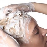 Jak zrobić szampon z sody do włosów przetłuszczających się?