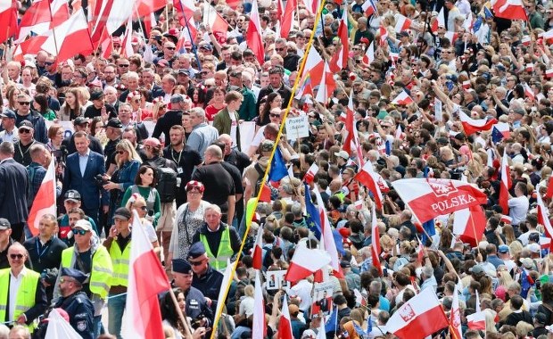 Jaka była frekwencja na marszach? Są nieoficjalne dane 