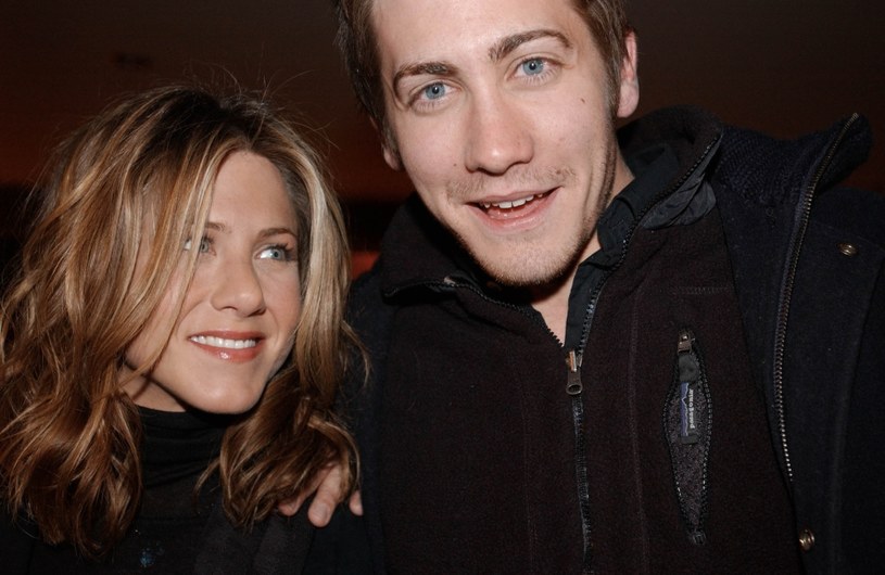 Jake Gyllenhaal i Jennifer Aniston w 2002 roku /Darren McCollester /Getty Images
