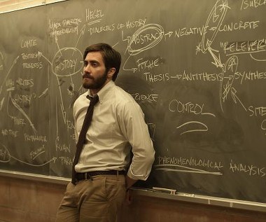 Jake Gyllenhaal w scenie z filmu "Wróg"