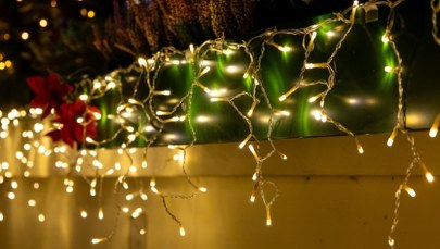 Jaki mandat za lampki świąteczne na balkonie? Przepisy mówią jasno