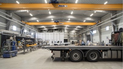 Jaki wybrać rodzaj konstrukcji do hali przemysłowej, żeby było solidnie, bezpiecznie i ekonomicznie?