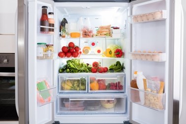 Jakich produktów nie powinniśmy trzymać w lodówce?