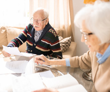 Jakie dodatki do emerytury ZUS wypłaca seniorom?