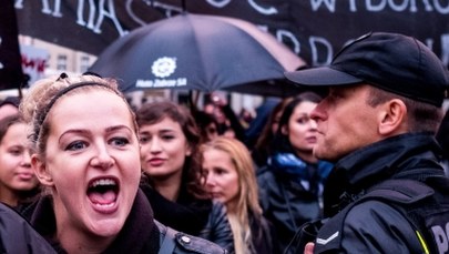 "Jakie, k..., dziecko?"