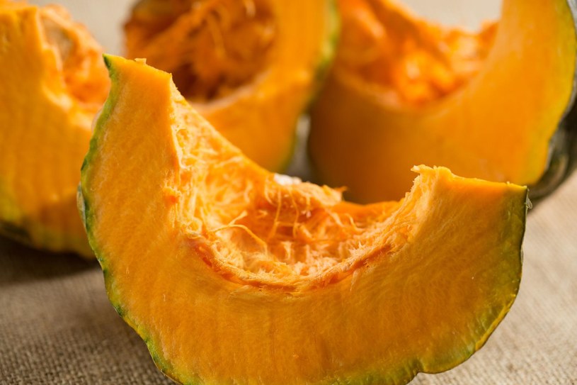 Jakie pomarańczowe warzywa wprowadzić do codziennej diety? Do najpopularniejszych propozycji należą marchewka, dynia i kukurydza /123RF/PICSEL