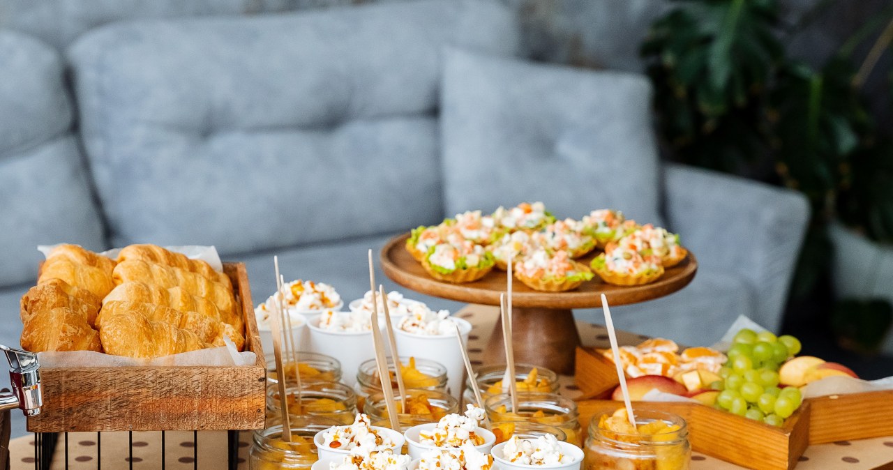 Jakie przekąski przygotować dzieciom na Sylwestra? /Pixel