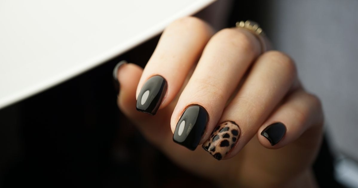 Jakie są trendy w stylizacji paznokci na jesień? Temu zdobieniu nie odmówisz /123RF/PICSEL