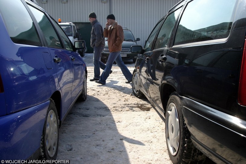 Jakie samochody najchętniej kupują Polacy? /Wojciech Jargilo /Reporter
