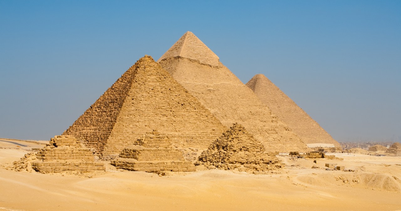 Jakie tajemnice zostaną odkryte w trakcie nowych badań Piramidy Cheopsa? /123RF/PICSEL