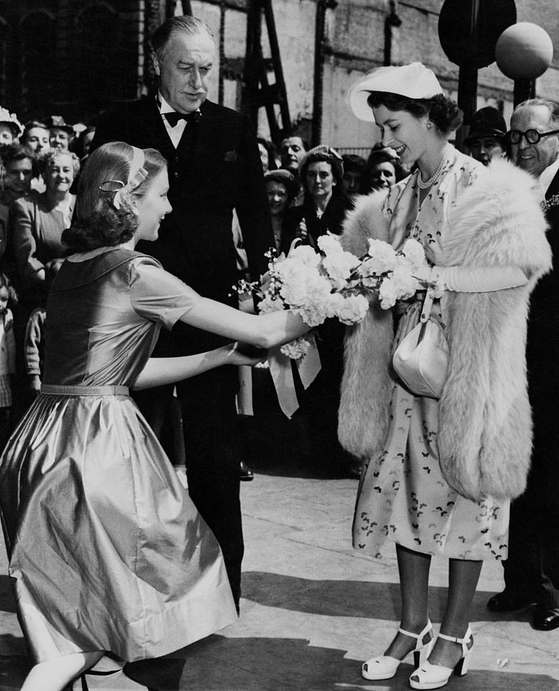 Jako nastolatka i młoda Elżbieta II kobieta kochała trendy i czerpała z nich całymi garściami / Bettmann / Contributor /Getty Images