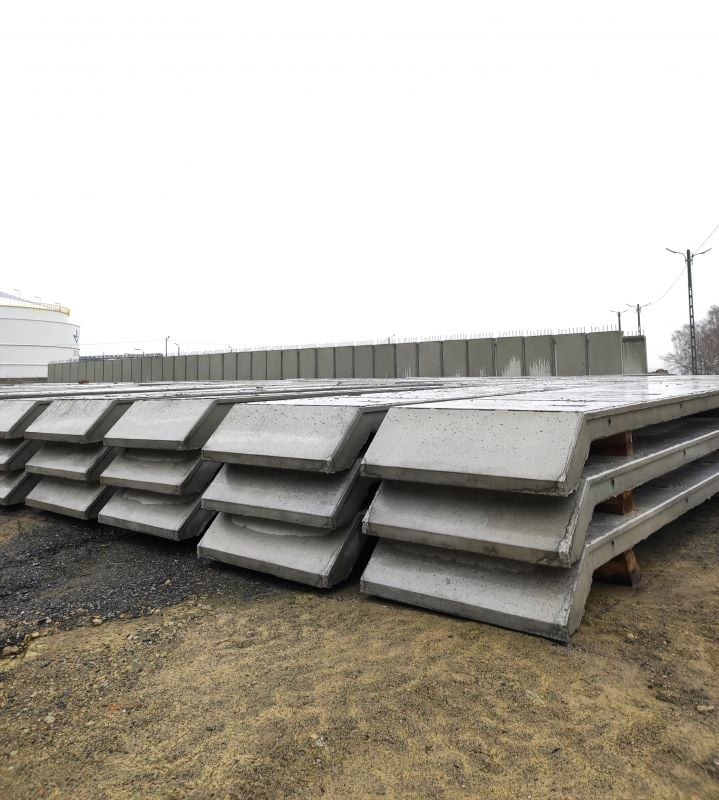 Jako ostatnie w tunelu zostaną zamontowane płyty sufitowe /BIK UM Świnoujście /