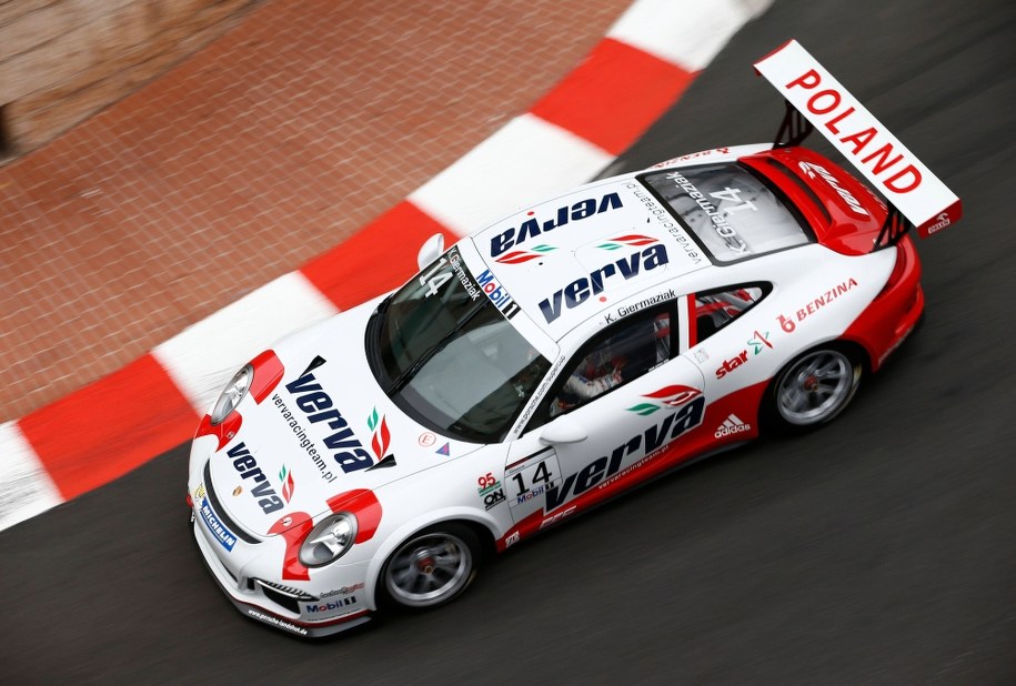 Jakub Giermaziak na ulicznym torze w Monte Carlo /HOCH ZWEI/DPA /PAP