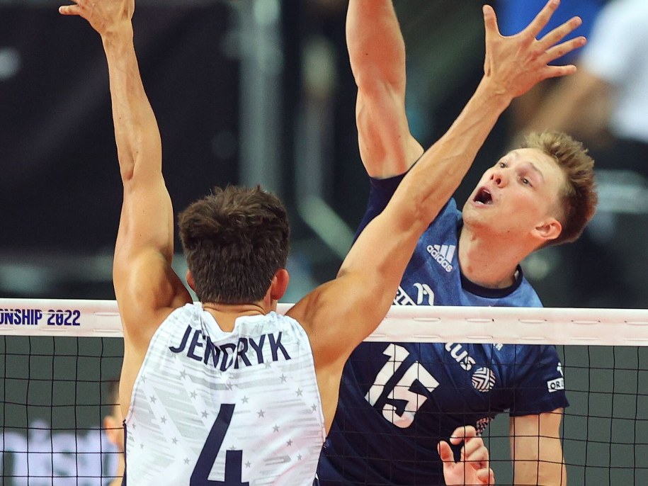 Jakub Kochanowski (po prawej) w czasie meczu z USA /	Łukasz Gągulski /PAP