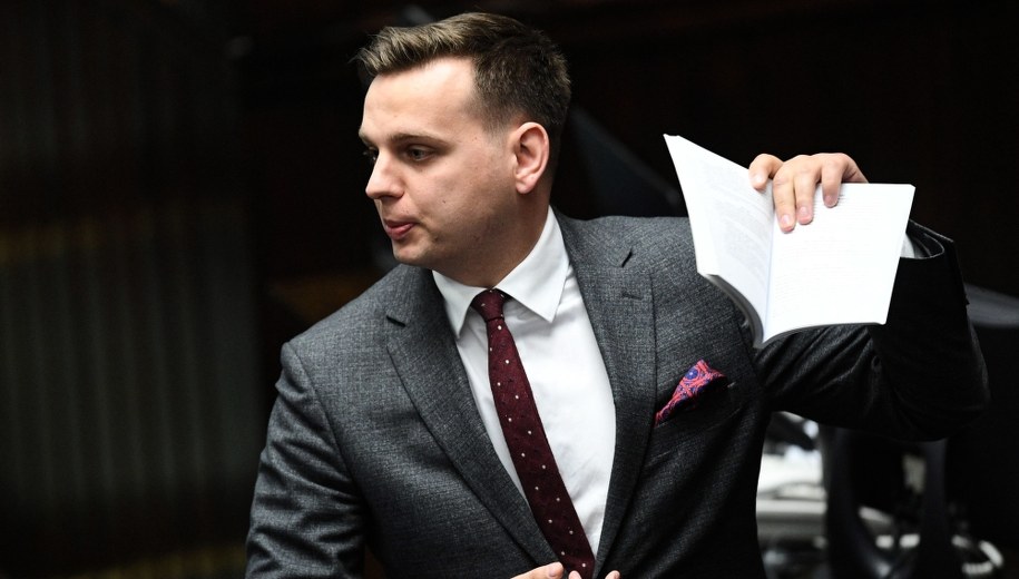 Jakub Kulesza / 	Radek Pietruszka   /PAP