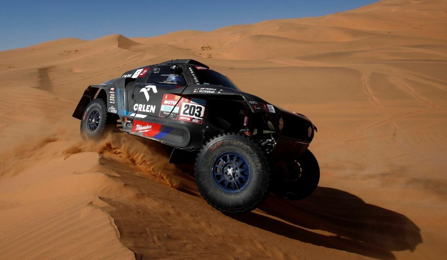 Jakub Przygoński podczas tegorocznego Rajdu Dakar /YOAN VALAT  /PAP/EPA