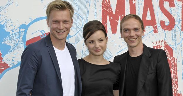 Jakub Wesołowski, Anna Próchniak i Jan Komasa - ekipa filmu "Miasto" /AKPA