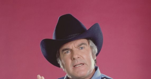 James Best w serialu "Diukowie Hazzardu" /CBS /materiały prasowe