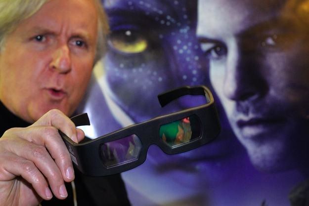 James Cameron stawia na 3D - całym sercem /AFP