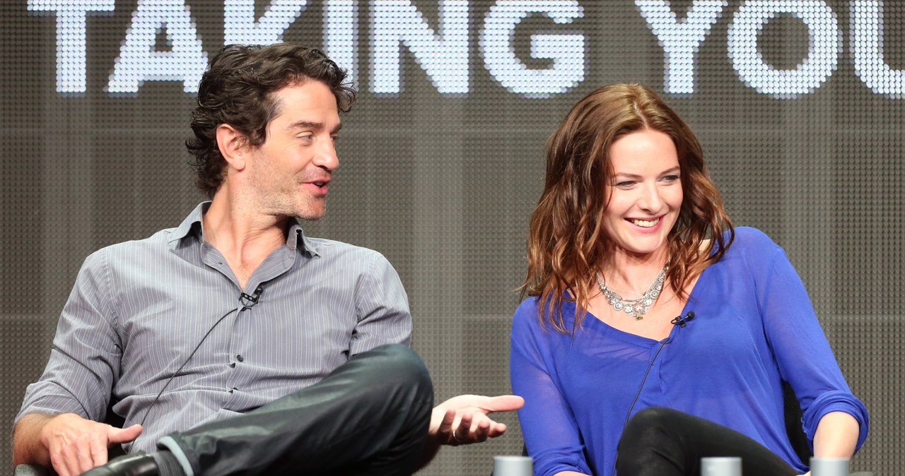 James Frain oraz Rebecca Ferguson podczas panelu poświęconego serialowi "The White Queen" podczas TCA 2013. /Frederick M. Brown /Getty Images