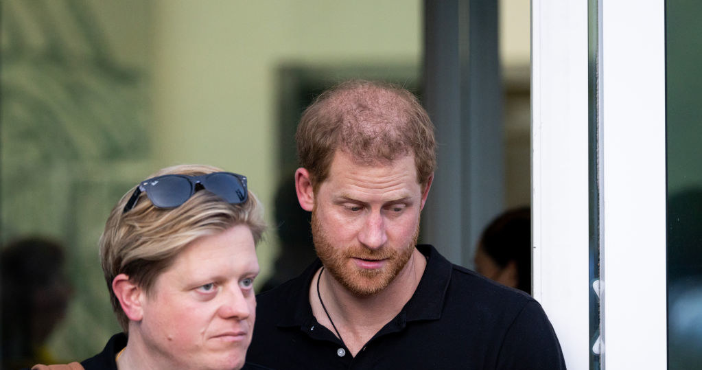 James Holt i książę Harry /Getty Images