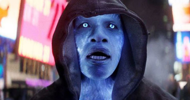 Jamie Foxx jako Electro w "Niesamowitym Spider-Manie 2". /materiały dystrybutora