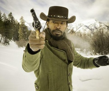 Jamie Foxx w scenie z filmu "Django"