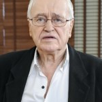 Jan Nowicki: Tak teraz wygląda grób aktora. Ale zmiana!